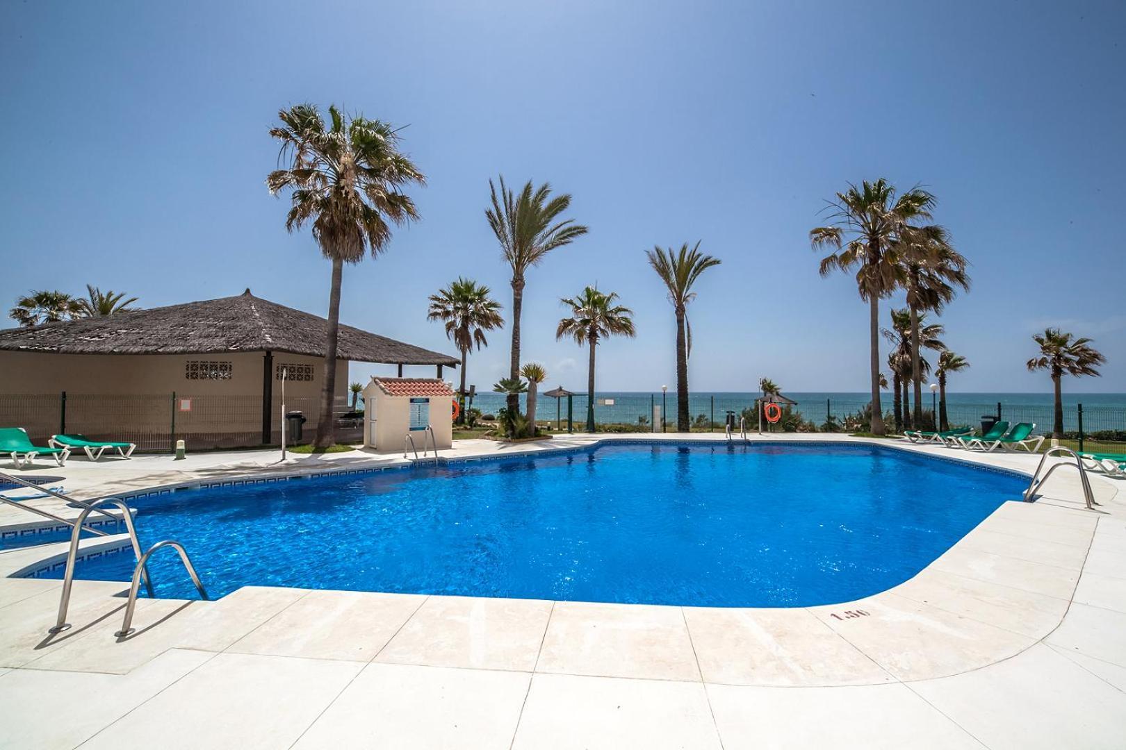 El Mirador De Bermuda Beach Apartment Estepona Exterior photo